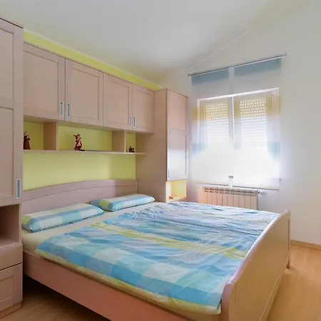 Apartment Anto 1772 *