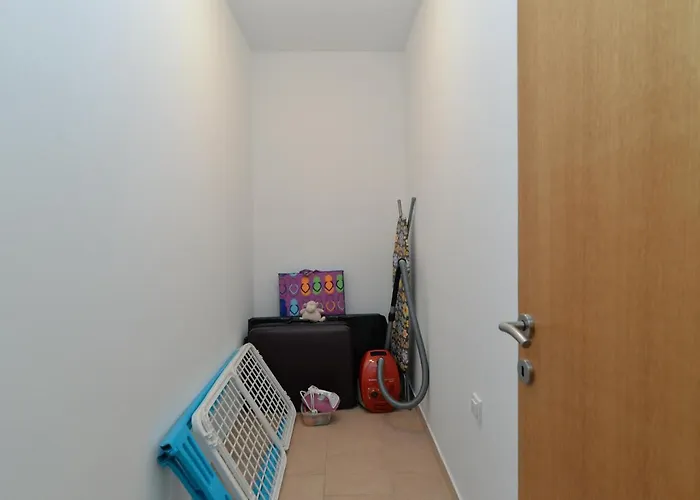 Anto 1772 아파트 *