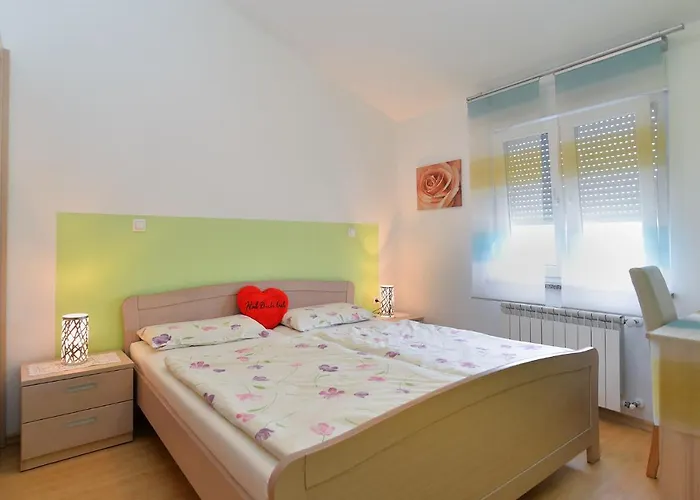 Apartment Anto 1772 Pula